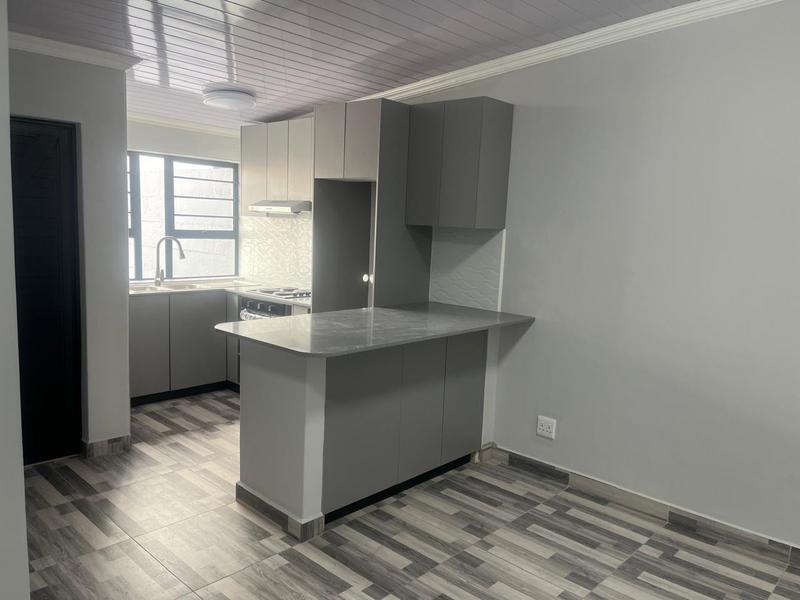 2 Bedroom Property for Sale in Kensington Western Cape